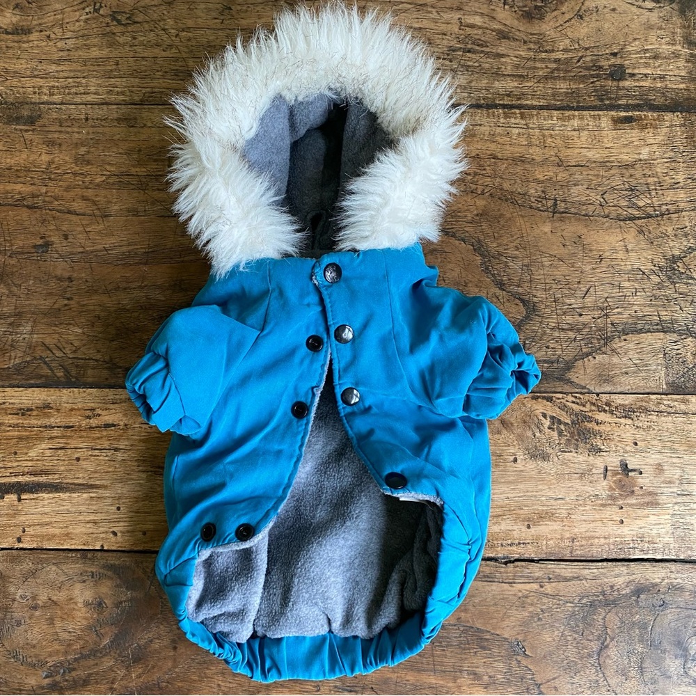 Wow Pet Cozy Turquoise Dog Jacket with Fur Trim size M